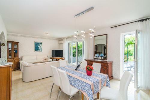 Lucija-holiday Home