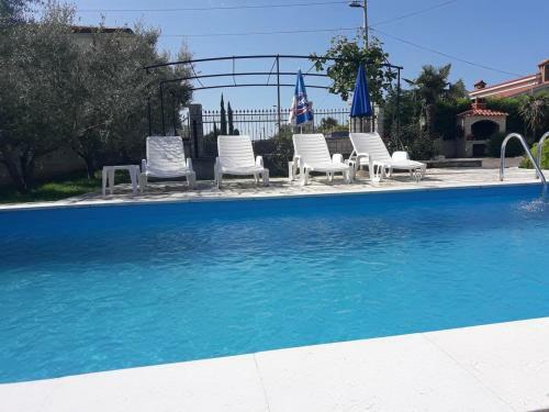 Apartment Zbandaj 14154b