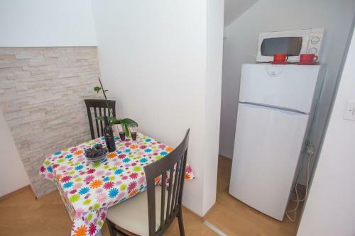 Hostal App. Fiorela