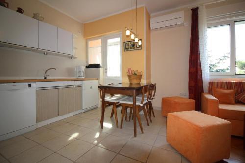 Apartment In Porec/istrien 35368