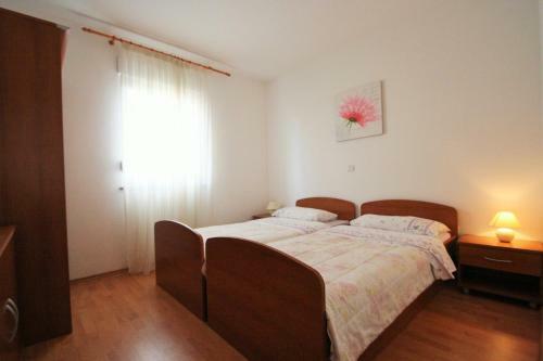 Apartment Bilic With Balcony