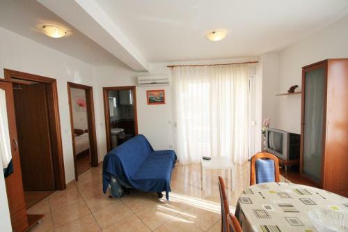 Apartment Bilic With Balcony