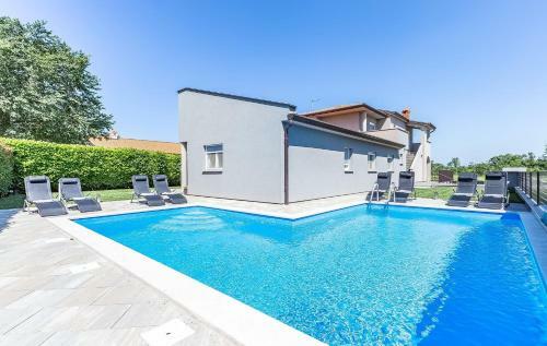 Apartment In Vrvari/istrien 9898