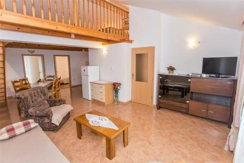 Hostal Apartment Complex Slavica