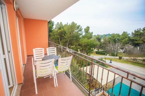 Hostal Apartment Complex Slavica