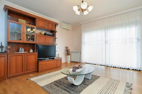 Apartments Rocka 1195