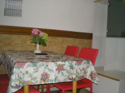 Hostal Pansion Adria Haus