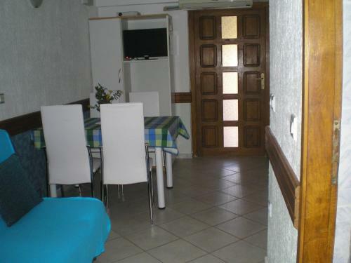 Hostal Pansion Adria Haus