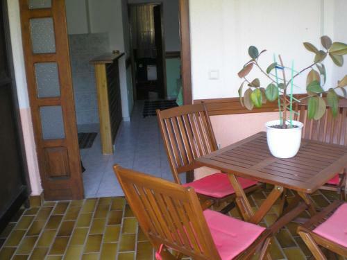 Hostal Pansion Adria Haus