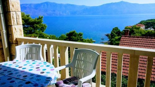 Apartments By The Sea Postira (brac) - 15053