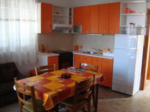 Apartments By The Sea Postira (brac) - 14902