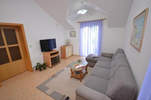 Apartment Postira 2910d