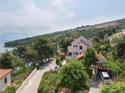 Five-bedroom Holiday Home In Postira