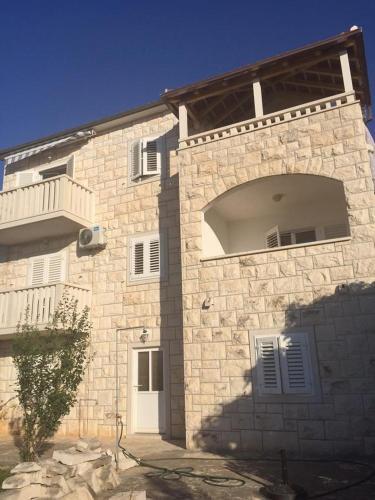 Apartments With A Parking Space Postira (brac) - 15905