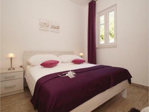Holiday Home Peljesac-dingac-potocine With Outdoor Pool