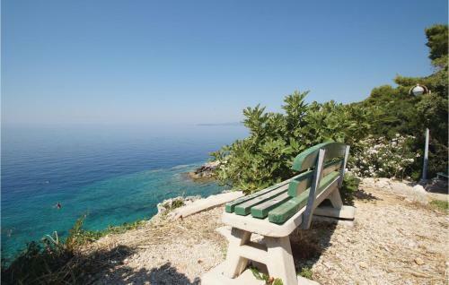 Holiday Home Peljesac-dingac-potocine With Outdoor Pool