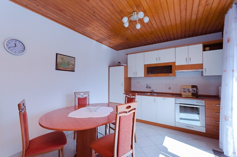 Apartments Maravera