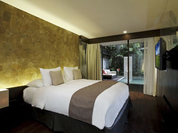 Hotel Centra Taum