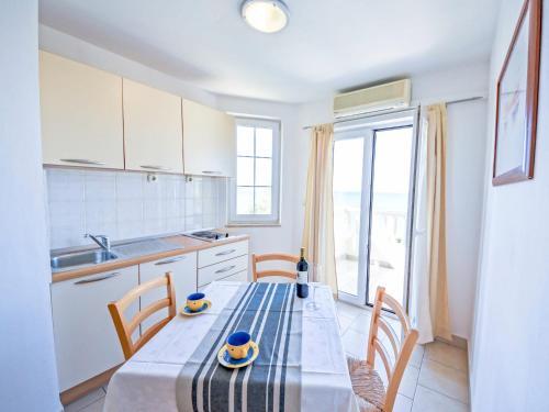 Apartment Ante.4
