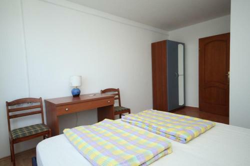 Apartment Povljana 3316c