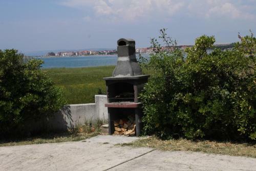 Apartment Povljana 6502a