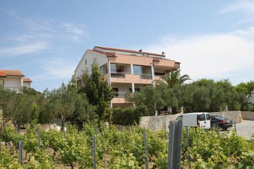 Apartment Povljana 244c