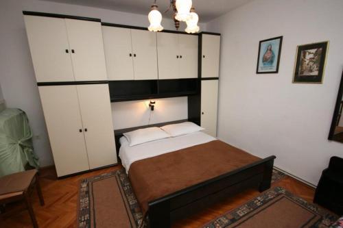 Apartment Povljana 226b