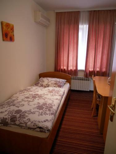 Hostal Guest House Grgin Dol