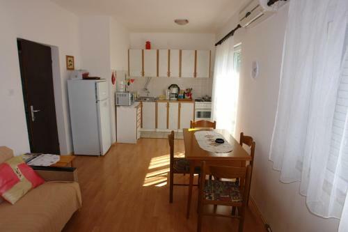 Apartments Romana