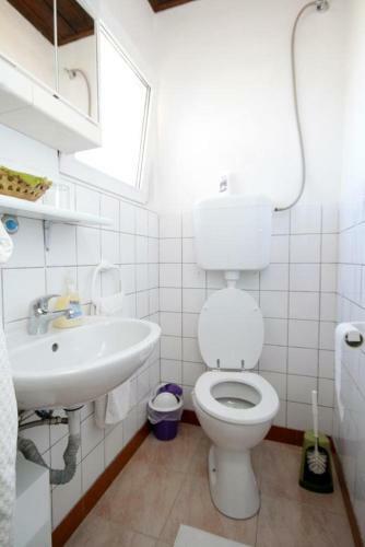 Hostal Double Room Preko 8180d