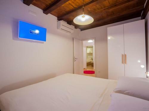 Holiday House With A Swimming Pool Preko (ugljan) - 14707
