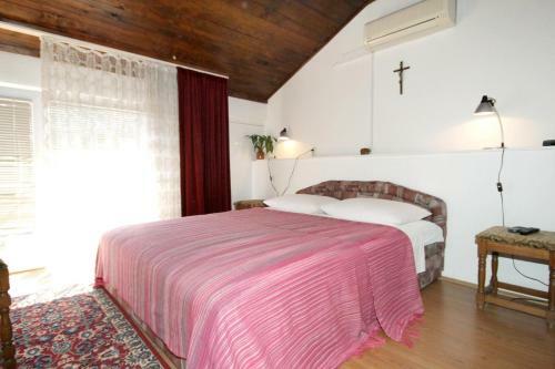 Hostal Double Room Preko 8180f