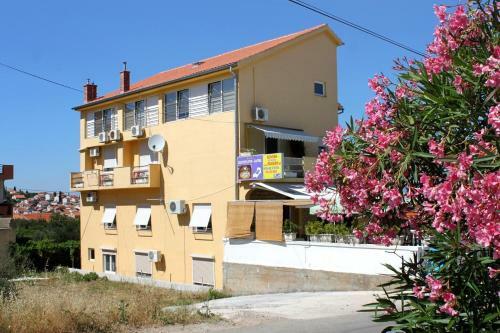 Hostal Double Room Preko 8180f
