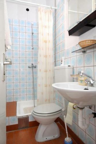 Hostal Twin Room Preko 8180j