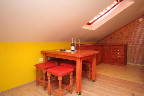 Apartments With A Parking Space Preko (Ugljan) - 8428