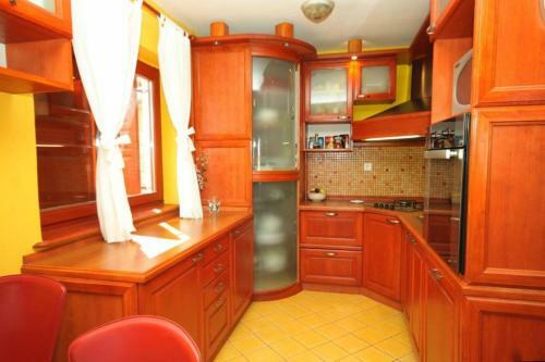 Apartments With A Parking Space Preko (Ugljan) - 8428