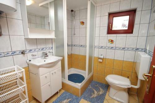 Apartments With A Parking Space Preko (Ugljan) - 8428
