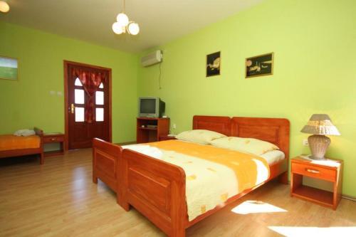 Apartments With A Parking Space Preko (Ugljan) - 8428
