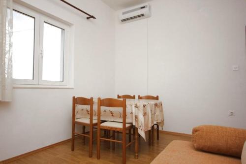 Apartments With A Parking Space Preko (ugljan) - 8417