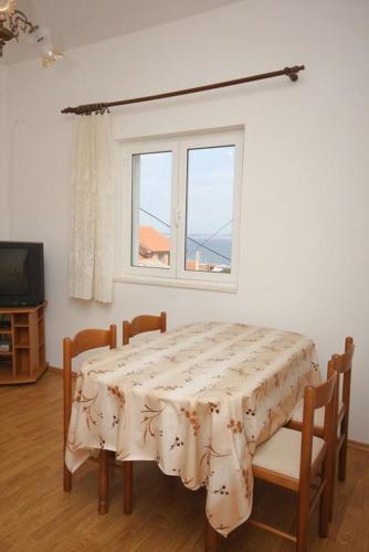 Apartments With A Parking Space Preko (ugljan) - 8417