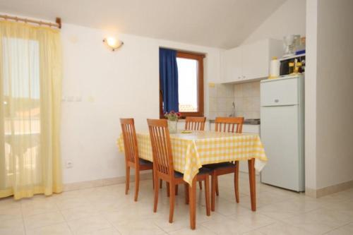 Apartment Preko 8434a