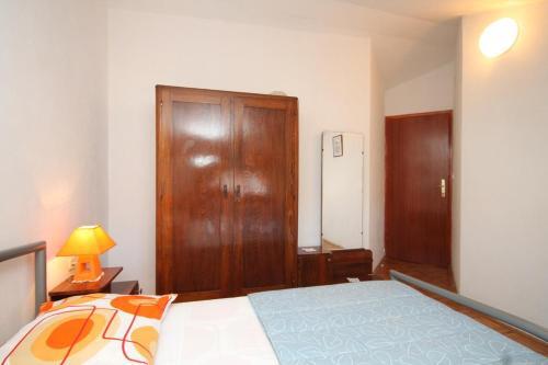 Apartments With A Parking Space Preko (ugljan) - 8179