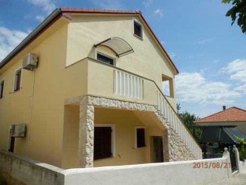 Apartment Preko 14692b