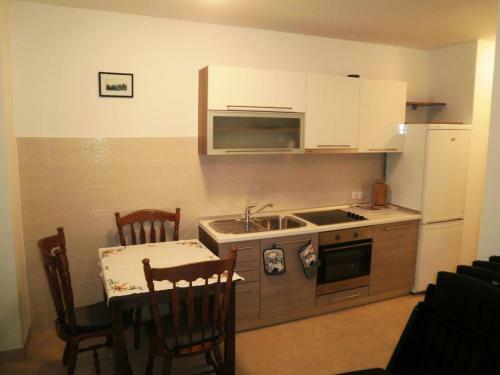 Apartment Preko 15669b