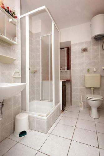 Apartments By The Sea Poljana (ugljan) - 8505