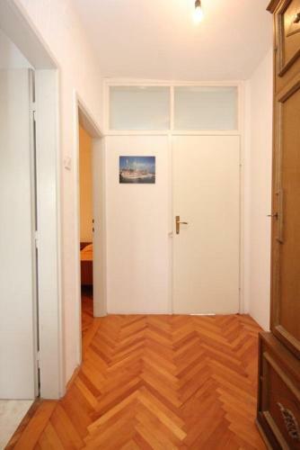 Apartments By The Sea Poljana (ugljan) - 8505