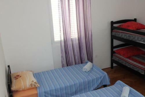 Seaside Holiday House Preko (ugljan) - 12078