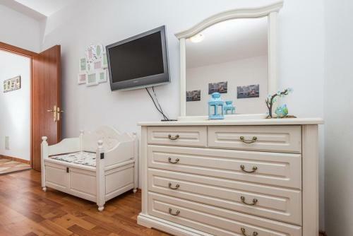 Apartment Sutomiscica 13872b