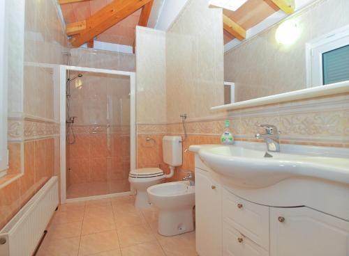 House Lidija 1415