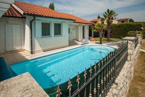 House Lidija 1415
